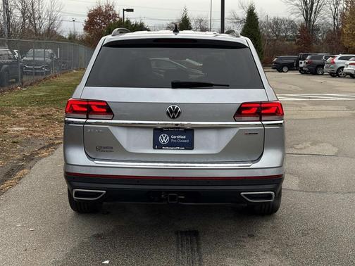 2022 Volkswagen Atlas 3.6L SE w/Technology