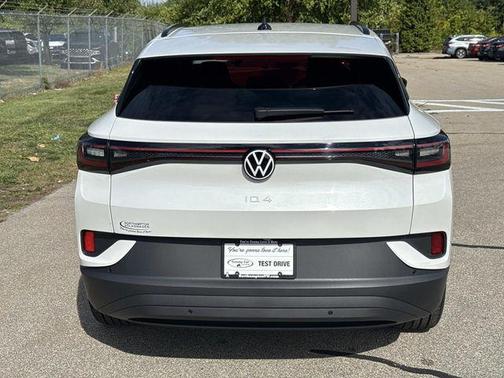 2025 Volkswagen ID.4 Pro