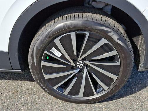 2025 Volkswagen ID.4 AWD Pro