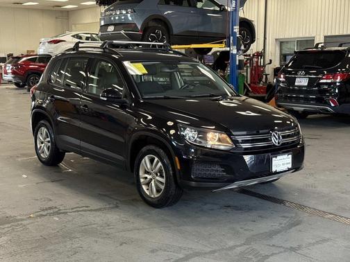2016 Volkswagen Tiguan S
