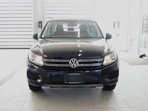 2016 Volkswagen Tiguan S