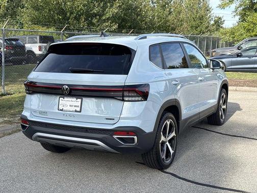 2025 Volkswagen Taos 1.5T SEL