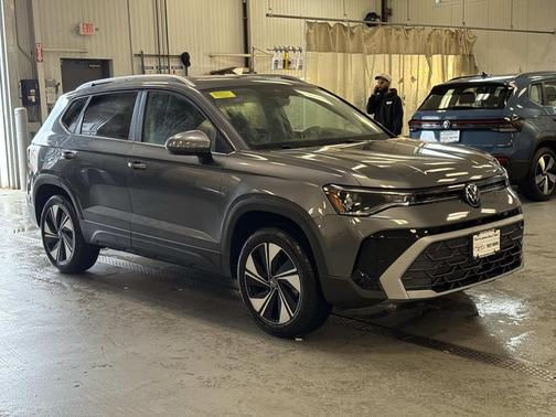 2026 Volkswagen Taos SE