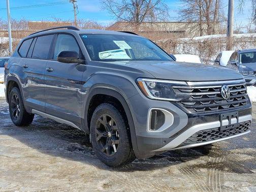 2025 Volkswagen Atlas 2.0T Peak Edition