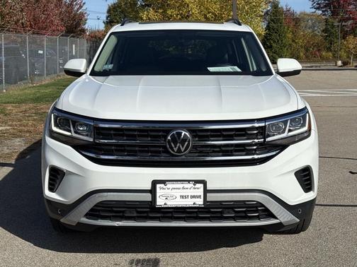 2022 Volkswagen Atlas 3.6L SE w/Technology