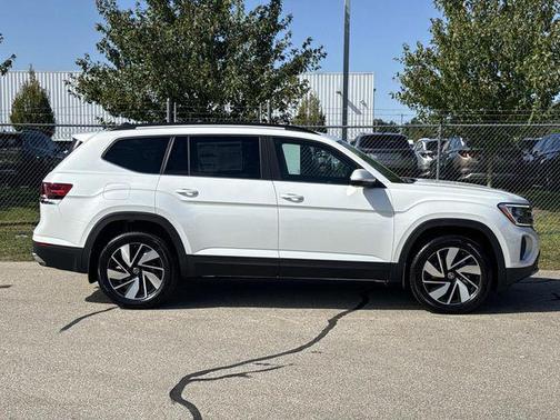 2026 Volkswagen Atlas 2.0T SE w/Technology 4MOTION