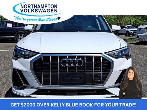 2022 Audi Q3 45 S line Premium