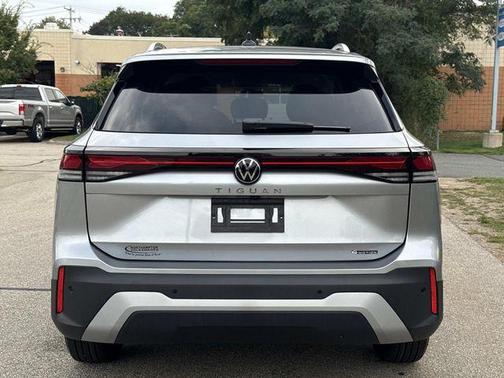 2025 Volkswagen Tiguan 2.0T S 4MOTION
