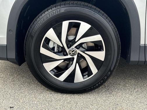 2025 Volkswagen Tiguan 2.0T S 4MOTION