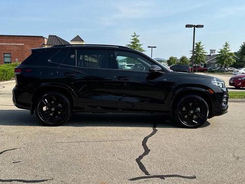 2025 Volkswagen Tiguan 2.0T SE R-Line Black 4MOTION