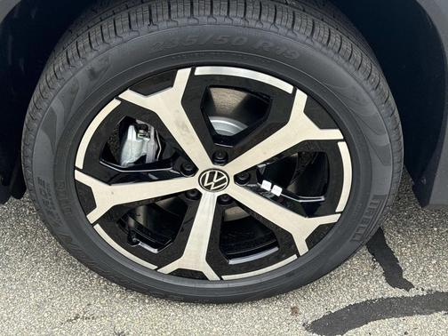 2025 Volkswagen Tiguan 2.0T SE 4MOTION