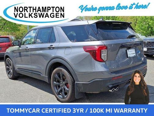 2022 Ford Explorer ST