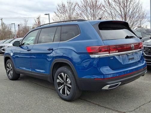 2025 Volkswagen Atlas 2.0T SE