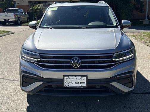 2024 Volkswagen Tiguan 2.0T SE 4MOTION