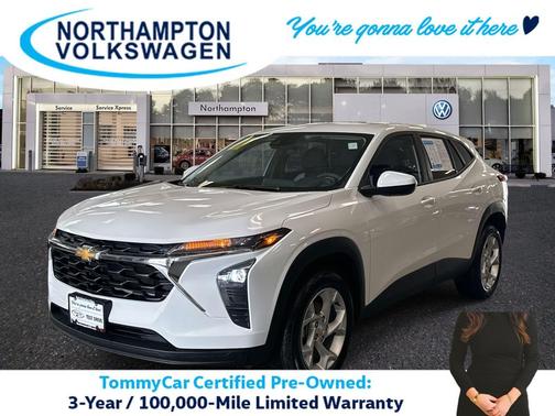 2025 Chevrolet Trax LS