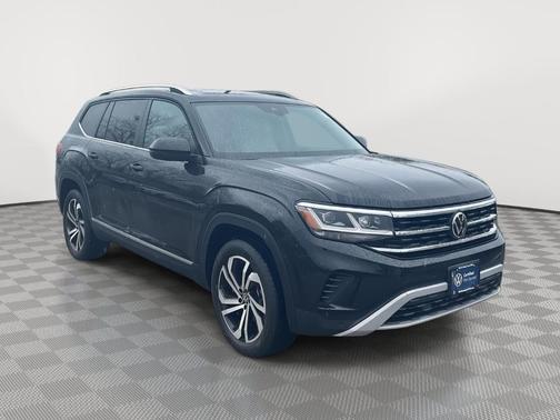 Deep Black Pearl Effect 2023 Volkswagen Atlas 3.6 SEL