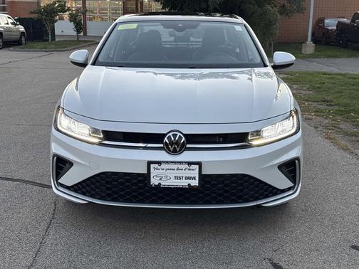 2026 Volkswagen Jetta 1.4T SE