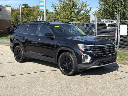 2026 Volkswagen Atlas 2.0T SE w/Technology 4MOTION