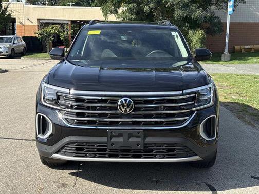 2026 Volkswagen Atlas 2.0T SE w/Technology 4MOTION