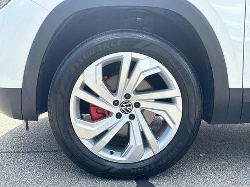 2023 Volkswagen Atlas 3.6L SE w/Technology