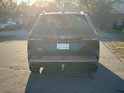 2026 Volkswagen Atlas 2.0T Peak Edition