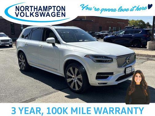 2025 Volvo XC90 B6 Plus 7-Seater