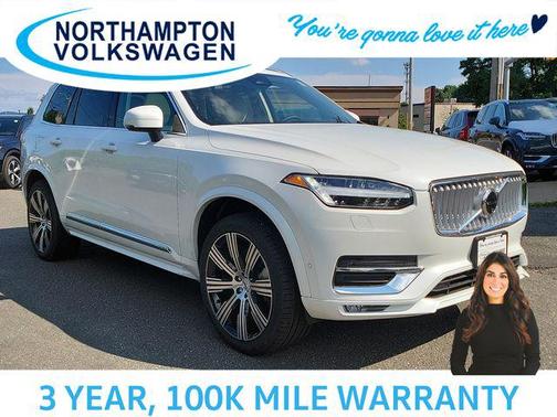 2025 Volvo XC90 B6 Plus 7-Seater