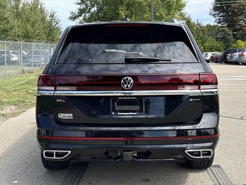 2026 Volkswagen Atlas 2.0T SEL Premium R-Line 4MOTION