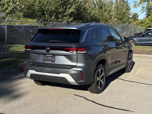 2025 Volkswagen Tiguan 2.0T SE 4MOTION