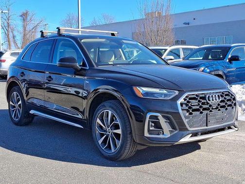2022 Audi Q5 45 S line Premium Plus