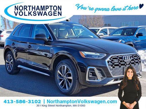 2022 Audi Q5 45 S line Premium Plus
