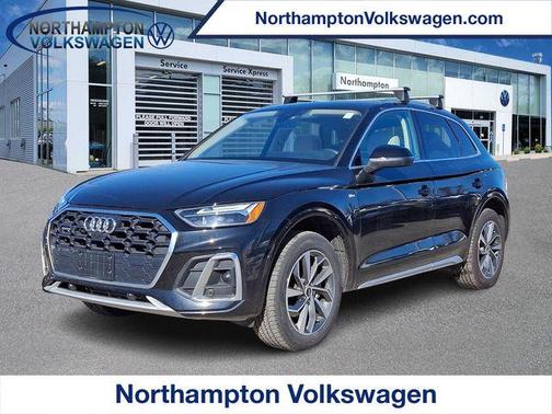 2022 Audi Q5 45 S line Premium Plus