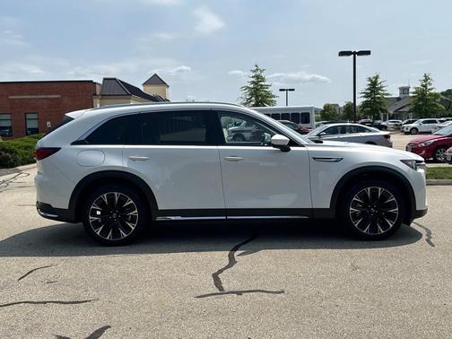 2024 Mazda CX-90 PHEV Premium