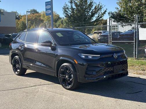 2025 Volkswagen Tiguan 2.0T SE R-Line Black 4MOTION