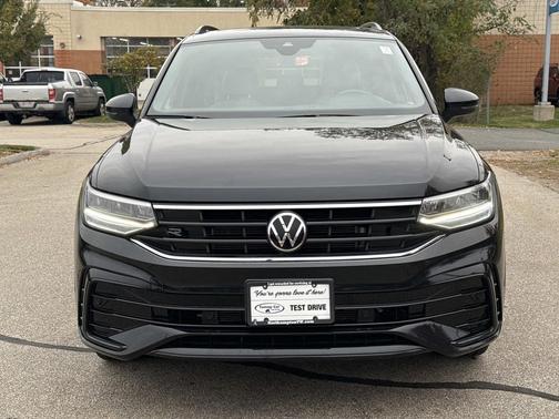 2022 Volkswagen Tiguan 2.0T SE R-Line Black 4MOTION