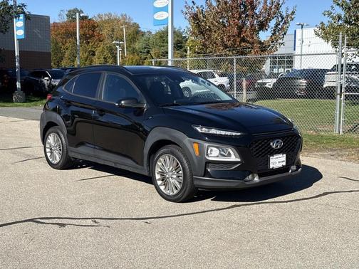 2021 Hyundai KONA SEL Plus