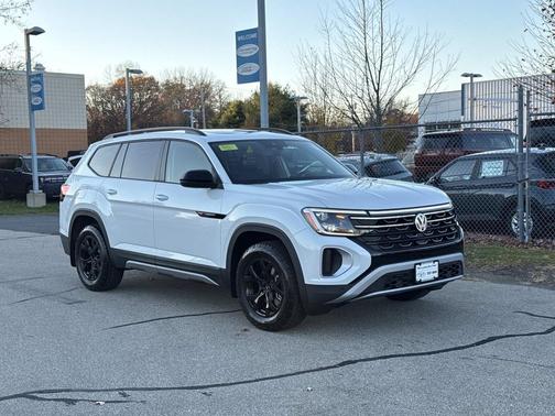 2026 Volkswagen Atlas 2.0T Peak Edition