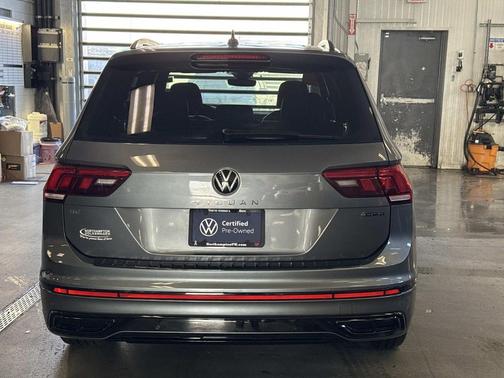 2024 Volkswagen Tiguan 2.0T SE R-Line Black 4MOTION