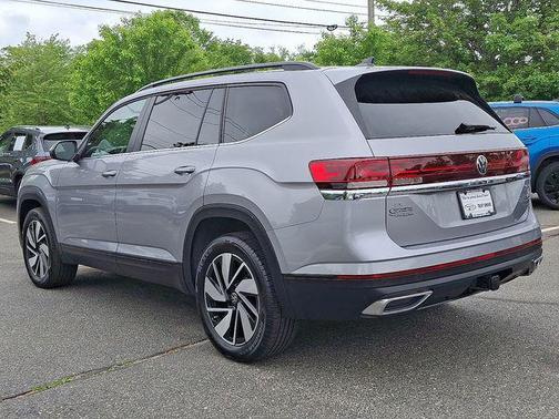 2024 Volkswagen Atlas 2.0T SE w/Technology 4MOTION
