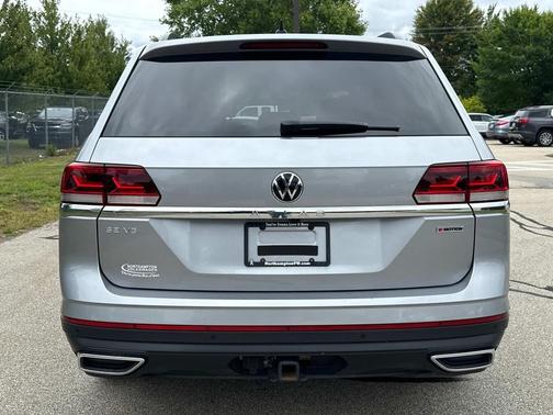 2022 Volkswagen Atlas 3.6L SE w/Technology