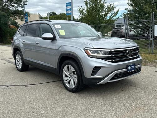2022 Volkswagen Atlas 3.6L SE w/Technology