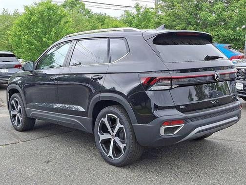 2025 Volkswagen Taos 1.5T SEL