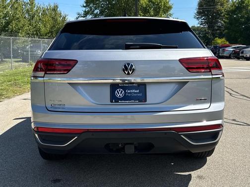 2022 Volkswagen Atlas Cross Sport 3.6L V6 SE w/Technology