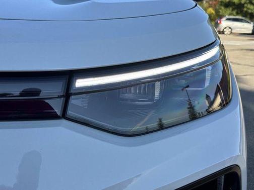 2025 Volkswagen Tiguan 2.0T SE R-Line Black 4MOTION