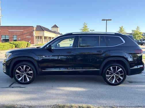 2026 Volkswagen Atlas 2.0T SEL Premium R-Line 4MOTION