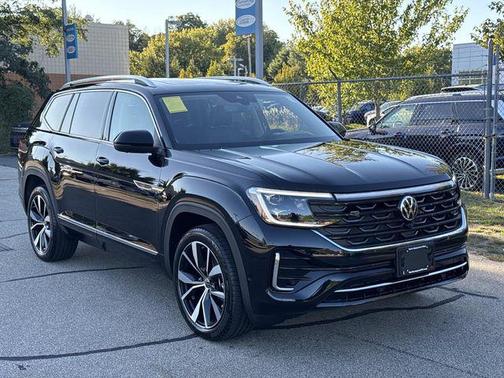 2026 Volkswagen Atlas 2.0T SEL Premium R-Line 4MOTION