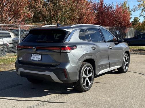 2025 Volkswagen Tiguan 2.0T SE 4MOTION