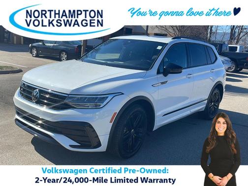 2022 Volkswagen Tiguan 2.0T SE R-Line Black