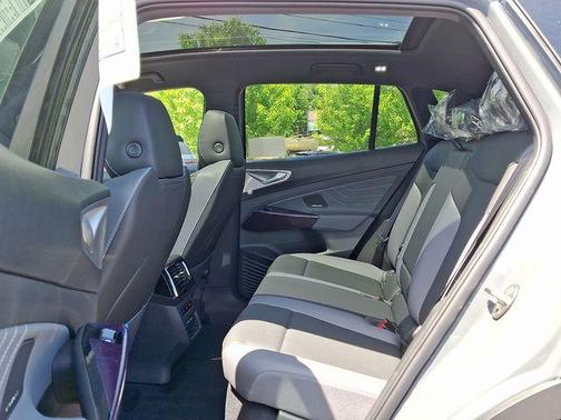 2025 Volkswagen ID.4 Pro S Plus