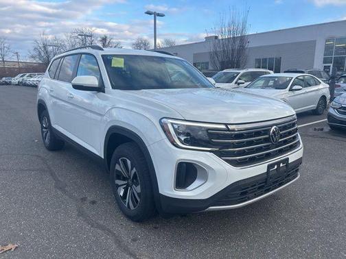 2025 Volkswagen Atlas 2.0T SE